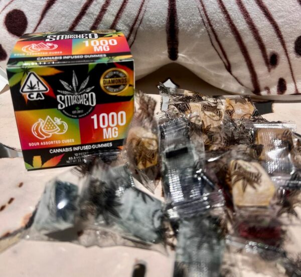 Smashed Diamond Infused  - Sour Assorted Cubes - Indica - 1000mg