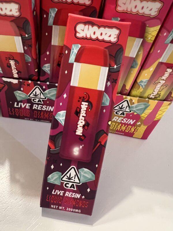 Snooze - HarleQuin- Live Resin+Liquid Diamonds  - Sativa - 2g Disposable