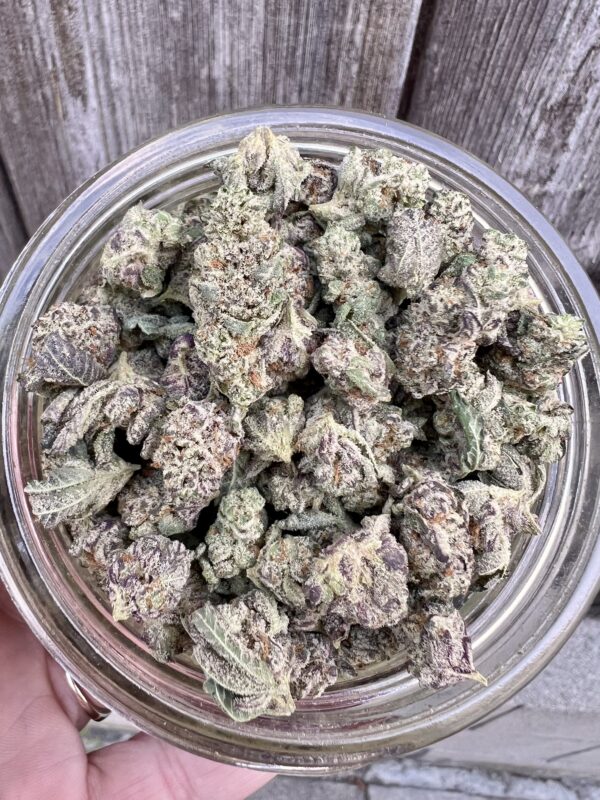 420 Special - Glitter Bomb - Hybrid 31% - $100 oz Smalls