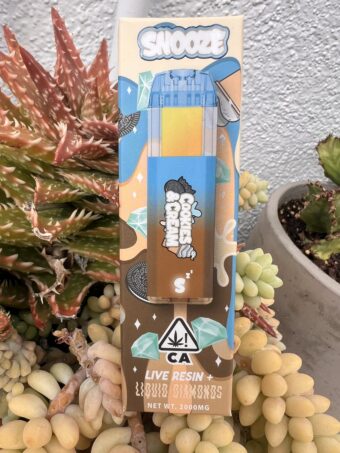Snooze - Cookies $ Cream - Live Resin+Liquid Diamonds  - Hybrid - 2g Disposable