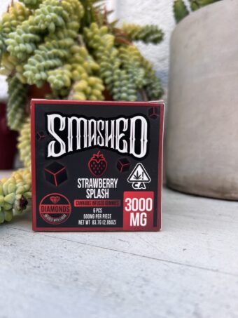 Smashed -Diamond Infused - Strawberry Splash Cubes - 3000mg - sativa