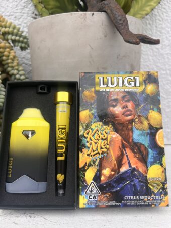 LUIGI  - Disposable - Citrus Seductress - Sativa -  (Live Resin Liquid Diamonds) 2G+Pre-Roll