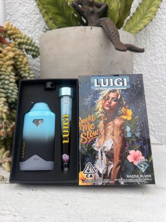 LUIGI  - Disposable - Razzle Blush - Sativa -  (Live Resin Liquid Diamonds) 2G+Pre-Roll