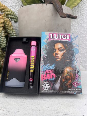 LUIGI  - Disposable - Wild N Hot - Sativa   (Live Resin Liquid Diamonds) 2G+Pre-Roll