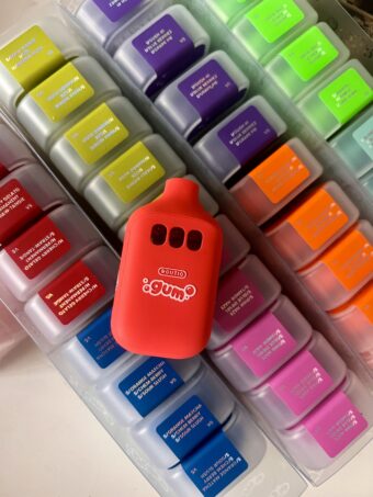 Boutiq Switch V5 Disposable 3Strains- {I/Blinker Berry - I/Slurricane - I/Blue Mango} -  2g Liquid Live Diamonds Vape - Gum Edition